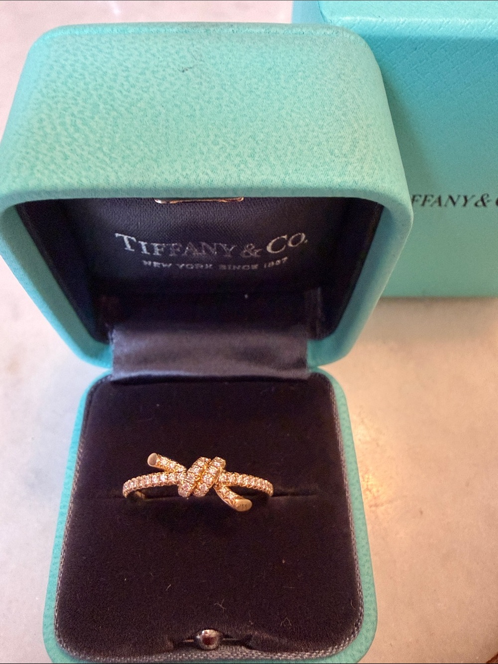 Authentic Tiffany & Co. 18k Yellow Gold Diamond Knot Ring Size 7